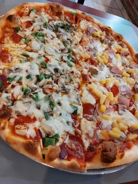 Frank's Pizza & Restaurant