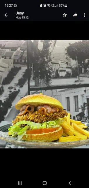 Cafetería-Cervecería Terratremo