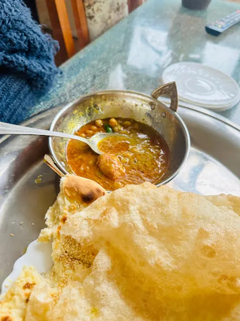 Gujjar Sweets & Restaurant