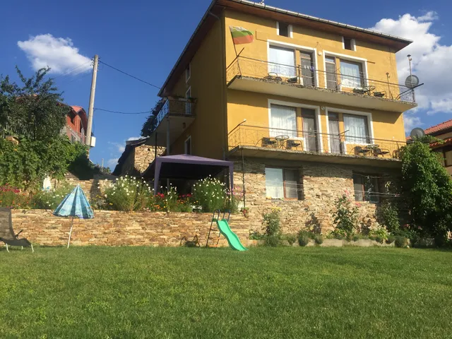 Къща за гости АГУШ Guest House Agush