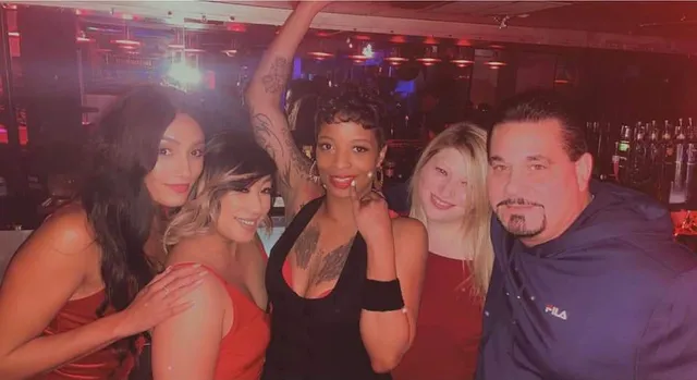 Hideout Lounge and Al's Alaskan Inn Motel