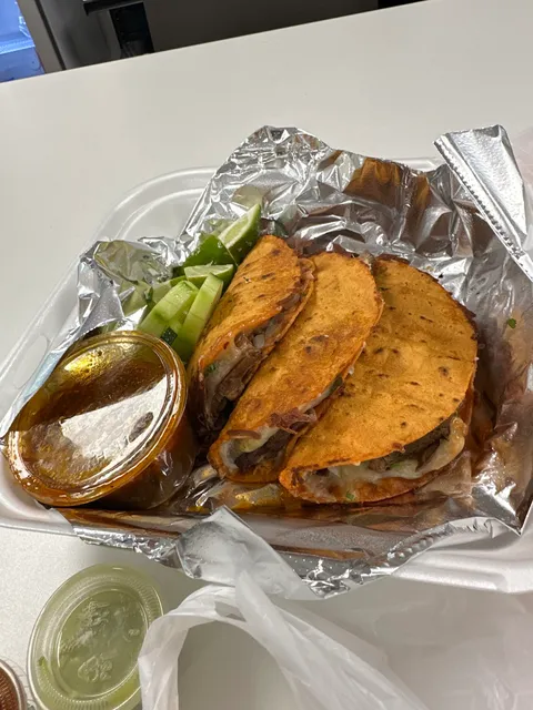 Los Hermanos Taqueria