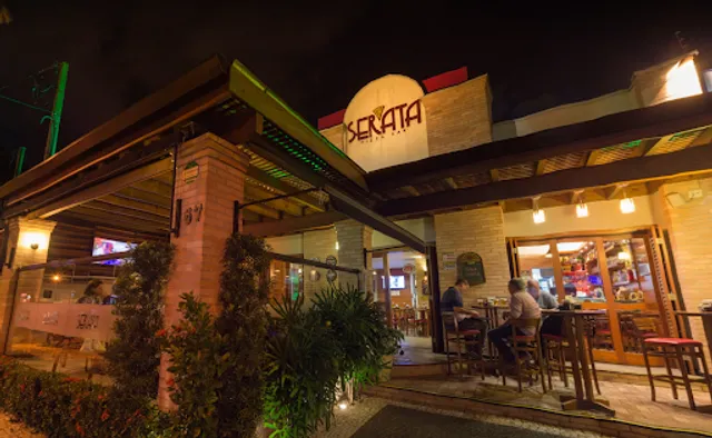 Serata • Pizza & Cucina