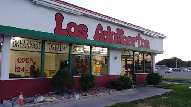 Los Adalbertos