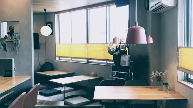 ごはんとカフェ HANA