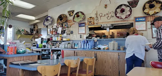 Regios Cafe