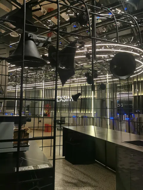 EXSIM | Millerz Square - Tower Devon