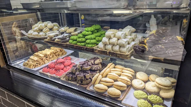 Aleria bakery and cafe 2