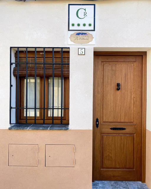 CASA RURAL LA ALBORÁ