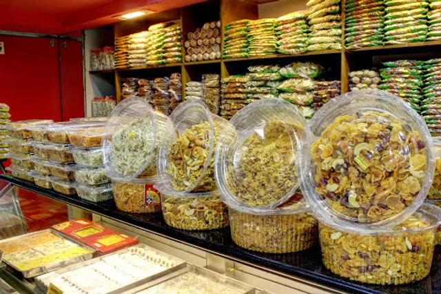 Manmohan Chawana and Sweet Mart