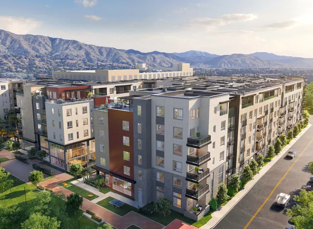 Solana at Duarte Station