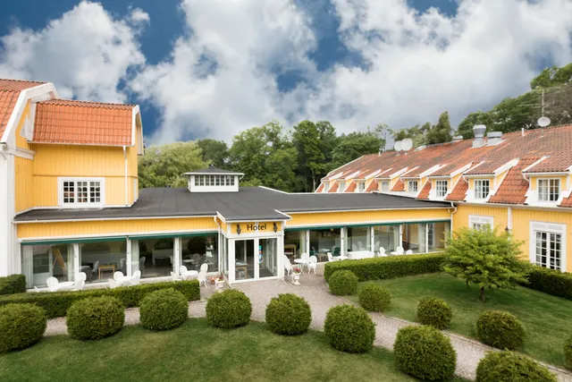 Ronnums Herrgård | Collection by Ligula