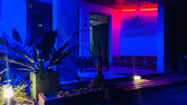 Grand Cabin pinnawala