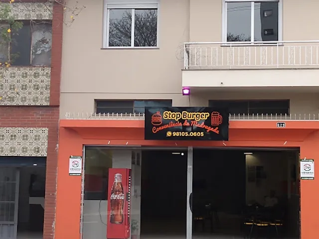 Stop burger conveniência da madrugada
