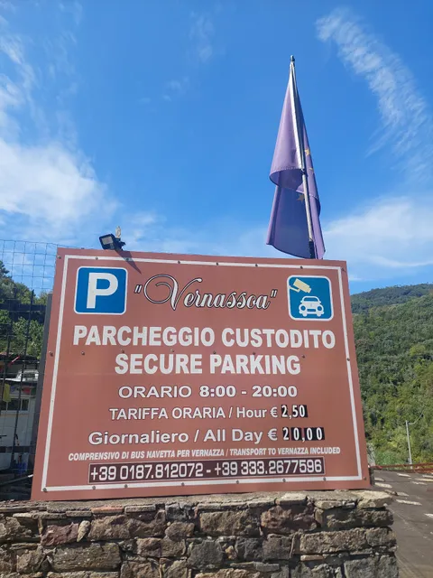 Parking Vernassoa Vernazza (guarded)