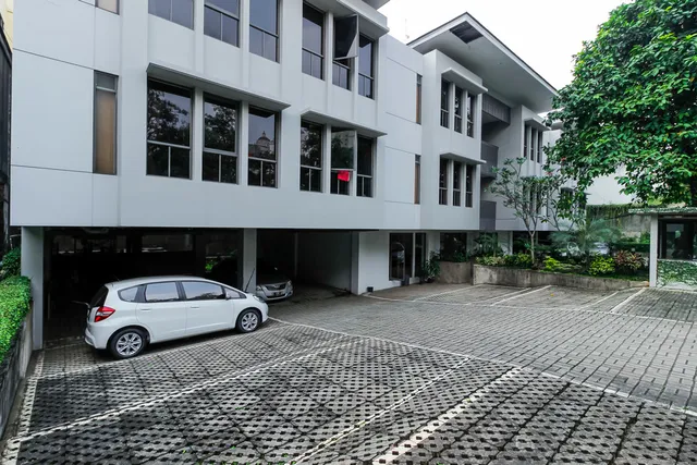 RedDoorz @ Patal Senayan 4