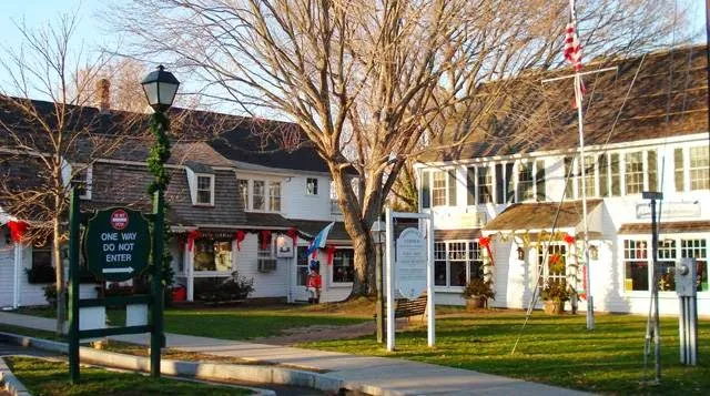 William Pitt Sotheby's International Realty - Essex Brokerage