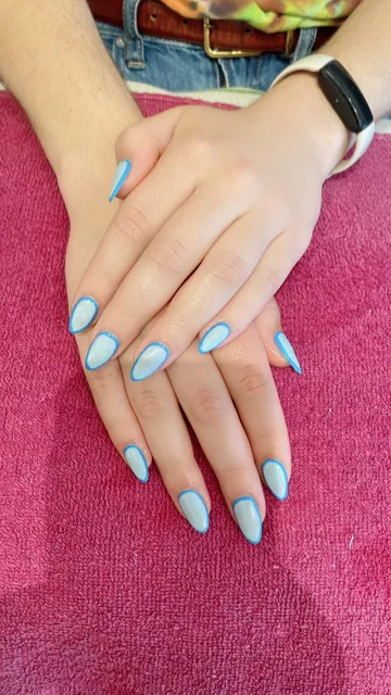 Deluxe Lavender Nail Spa