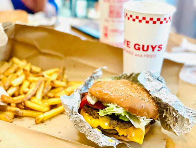 Five Guys Victoria Square