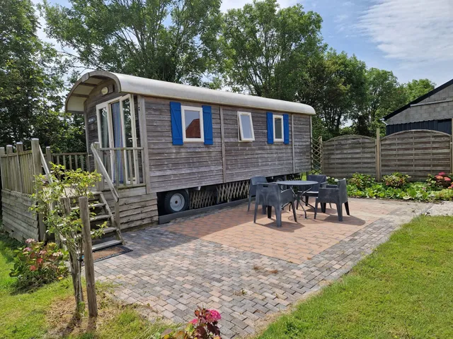 Minicamping met privé sanitair. Chalet verhuur, Hofstede Zonnevliet