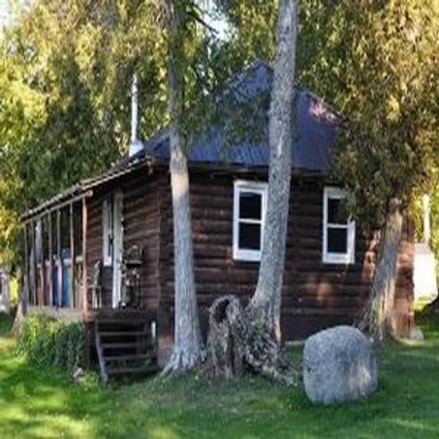 Okimot Lodge on Tomiko Lake