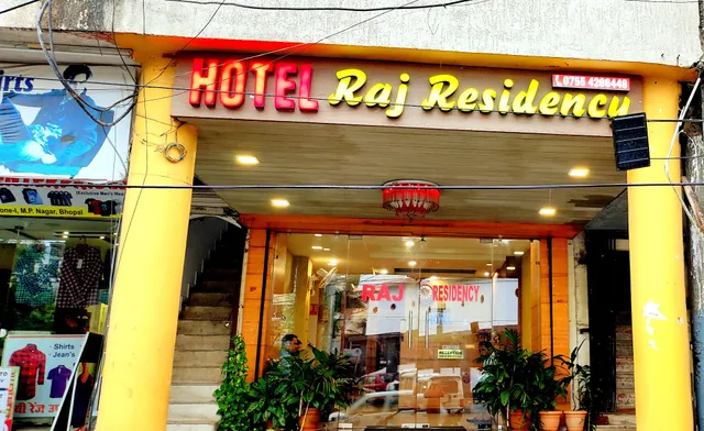 Hotel raj residency