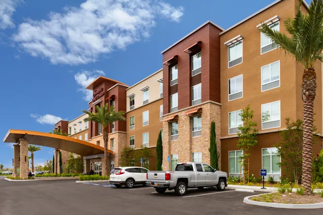 Hampton Inn & Suites Buena Park
