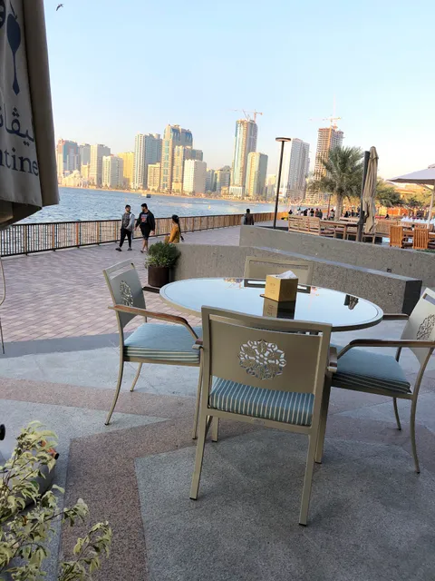 ليفانتين مطعم لبناني Levantine