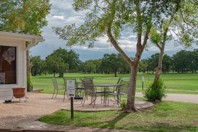 Fannin Oaks Golf Course & Event Center