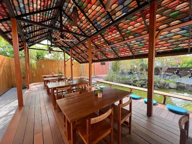 Chirp cafe and chat space