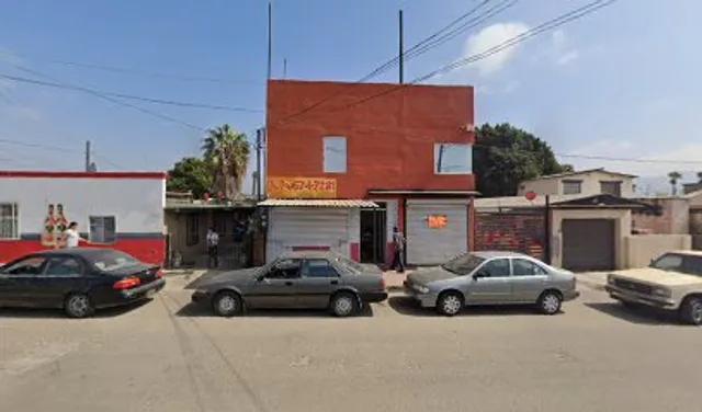 Av Josefa O. de Domínguez 436