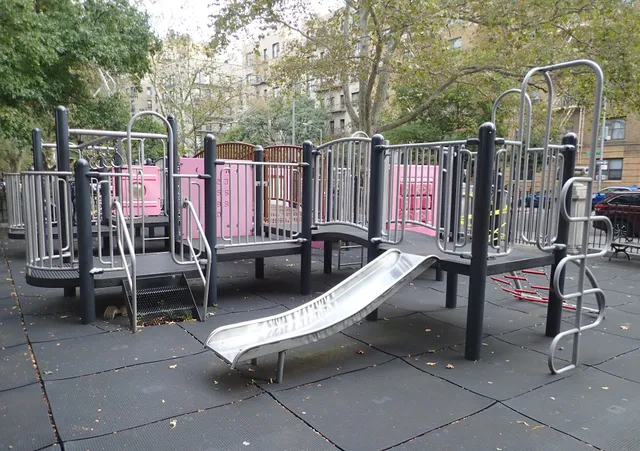 Palisades Playground