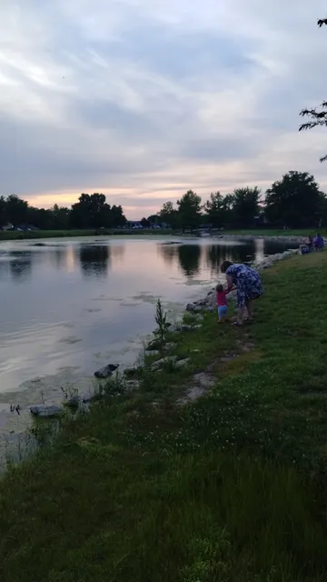 Chisholm Pointe Pond