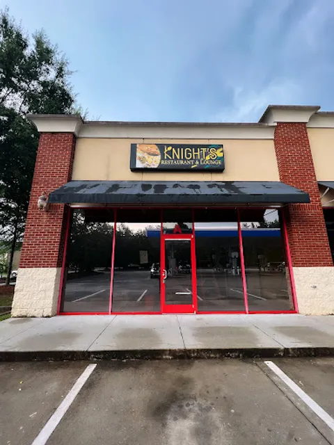 Knights Restaurant & Lounge