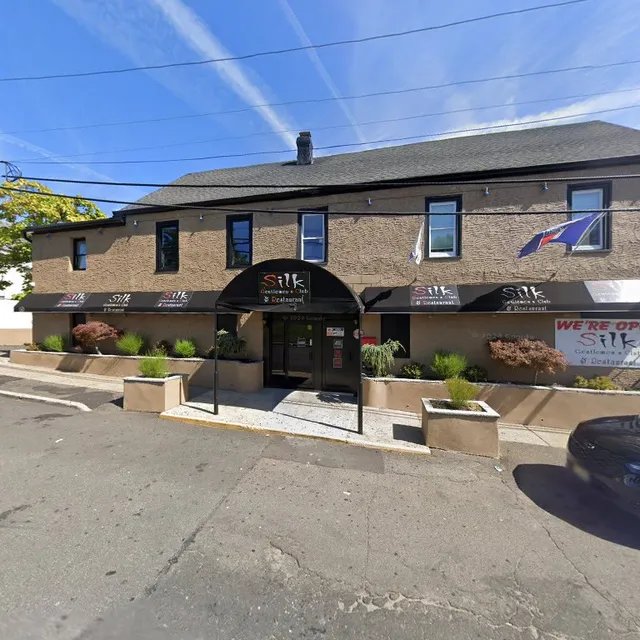 Silk Gentlemens Club