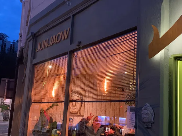 JUNJAOW THAI Restaurant