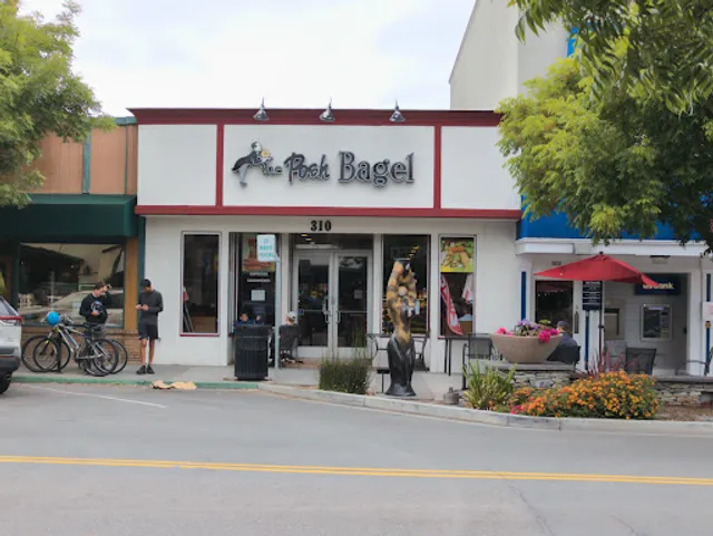 Posh Bagel