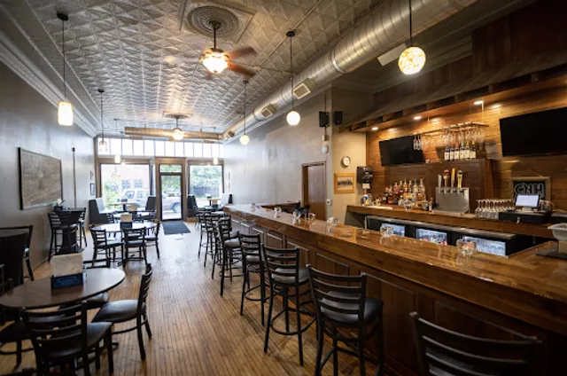 Court’N House - Bar & Grill