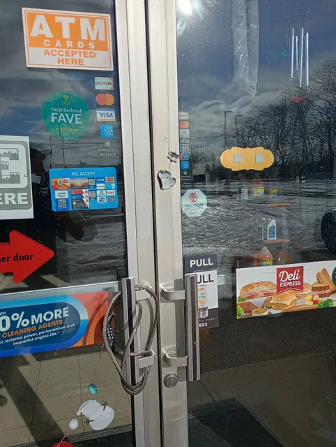 State line smoke shop