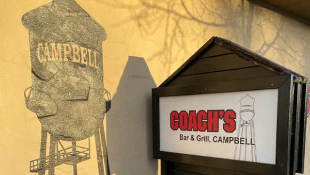 Coach's Sports Bar & Grill