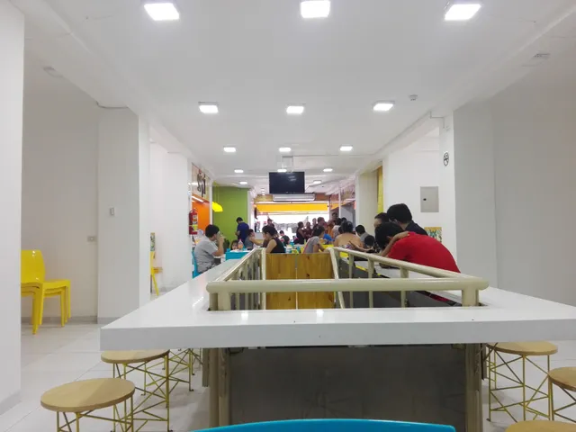 Patio De Comidas 7 Calles (The chef Agulillo)