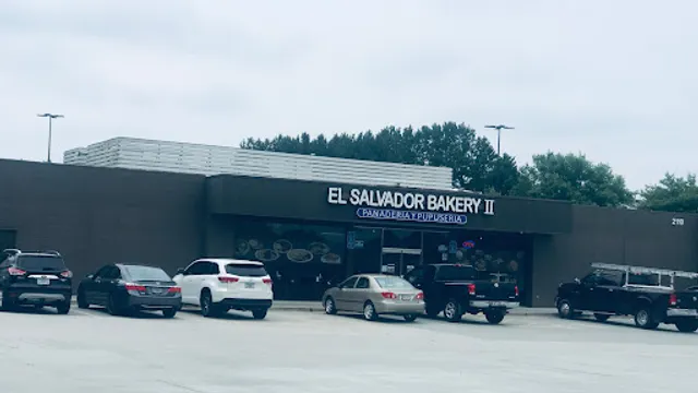 El Salvador Bakery II PANADERIA Y PUPUSERIA