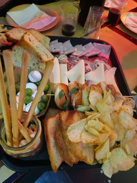 Crazy Horse Pozzuoli karaoke all you can eat & Drink Napoli