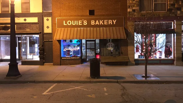 Louie's Bakery