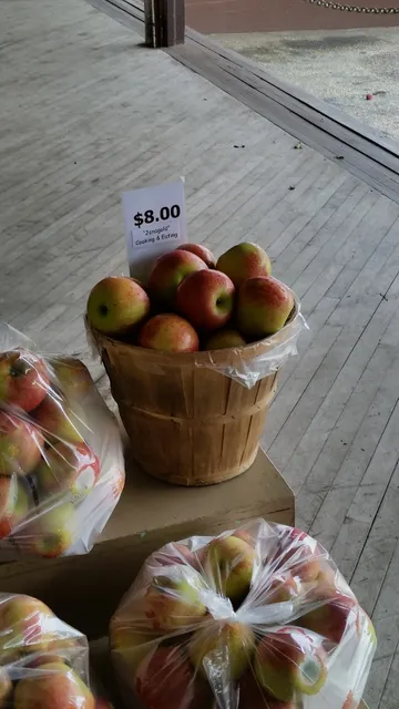 Frightened Turtle Winery at Sunny Slope Farms