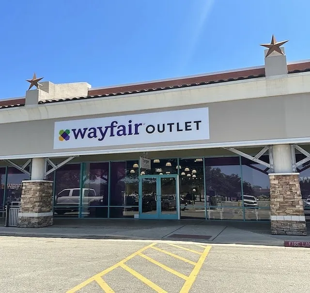 Wayfair Outlet San Marcos