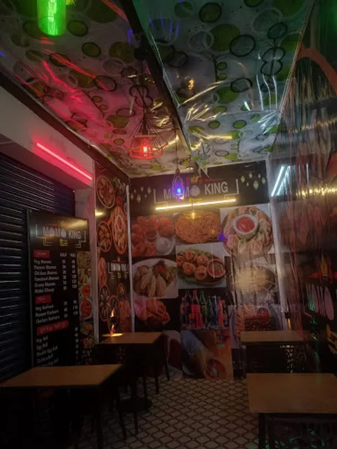 Momo King and Roll King