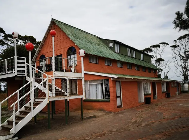 Moonsong Accommodation & Camping