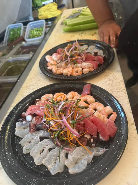 Sashimis & Mariscos El Burro II