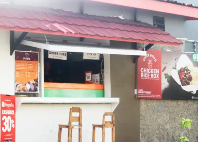 Ricebox-Overgood, Pondok Bambu